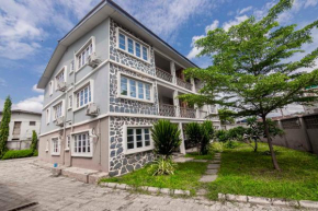 Kuti Apartments